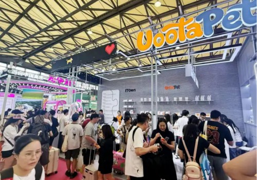 首创乳铁蛋白洁齿水，UootaPet养它携口腔护理新方案亮相亚洲宠物展